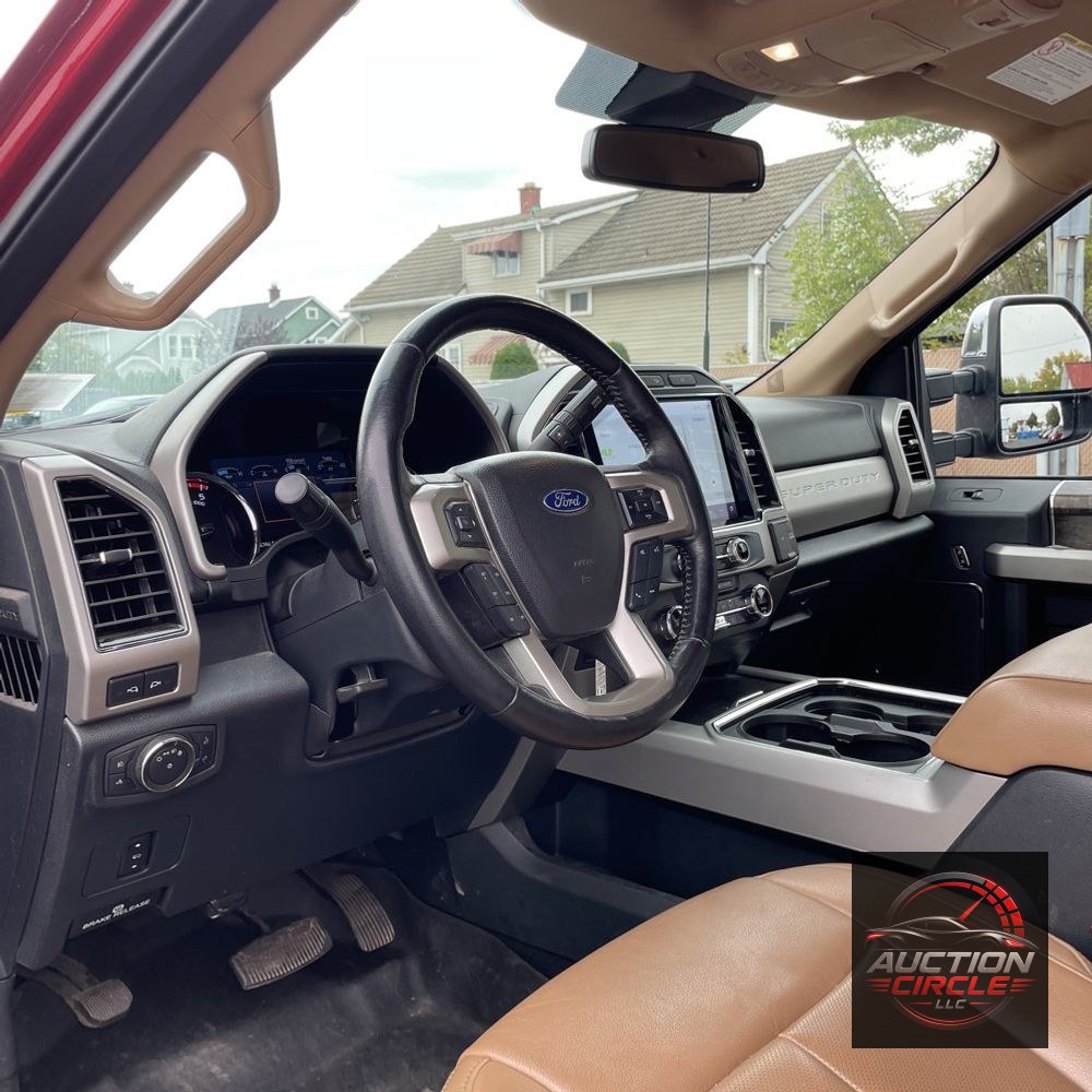 2022 Ford F-350 Super Duty Lariat