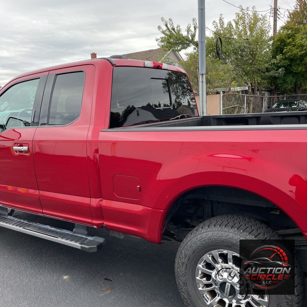 2022 Ford F-350 Super Duty Lariat