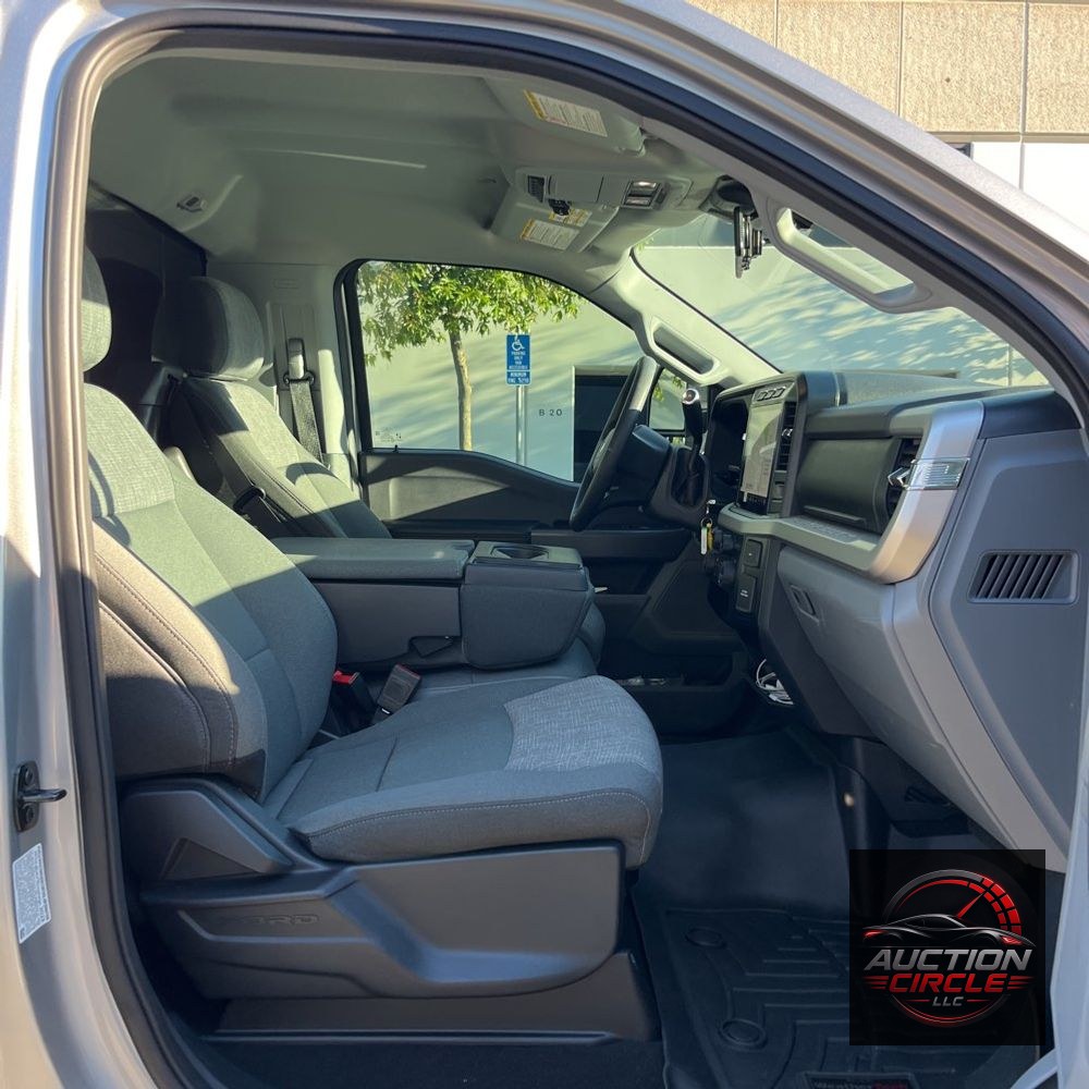 2024 Ford F-450 Super Duty XLT