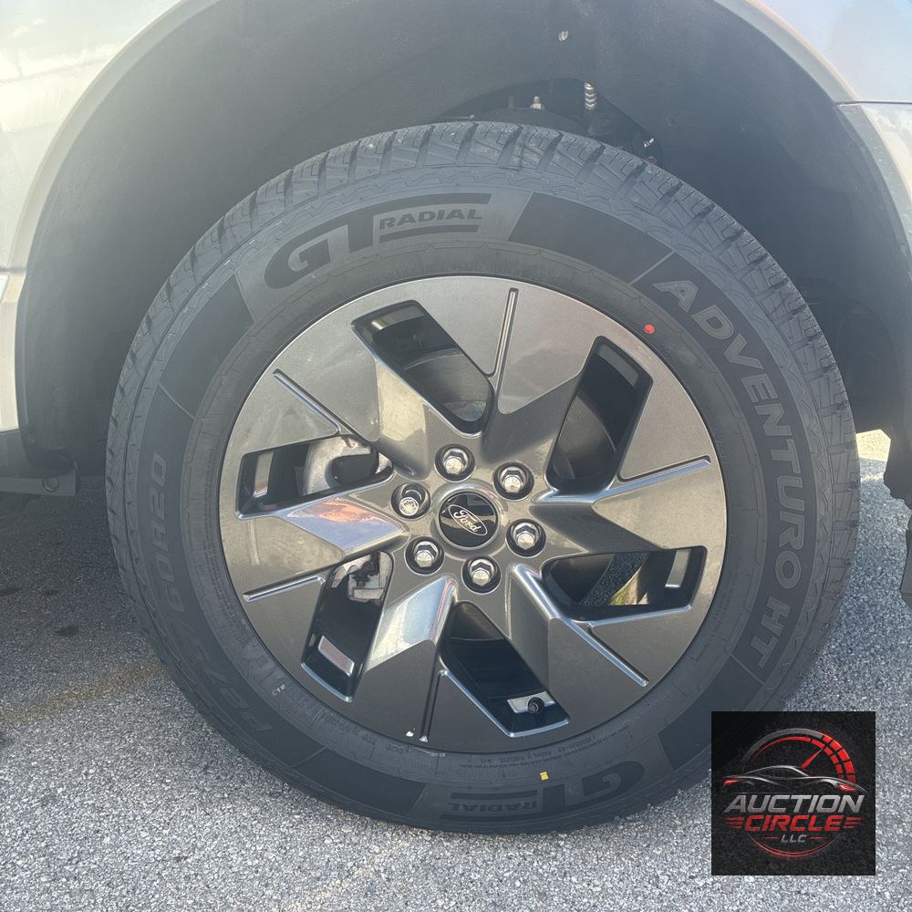 2023 Ford F-150 Lightning Lariat
