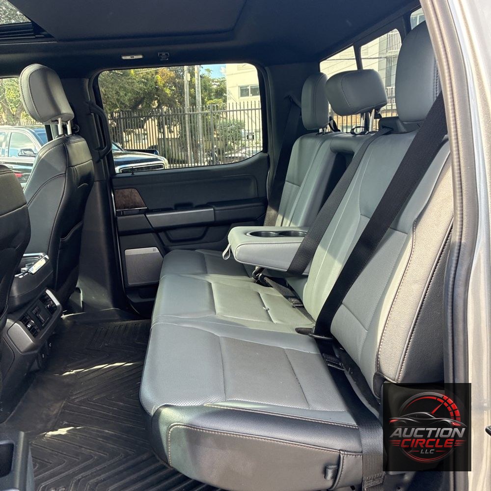 2023 Ford F-150 Lightning Lariat