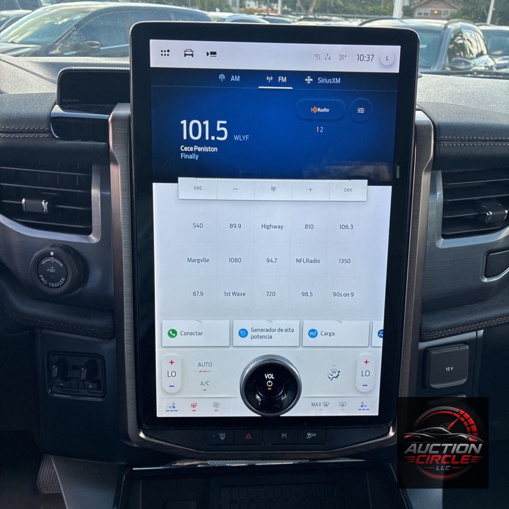 2023 Ford F-150 Lightning Lariat