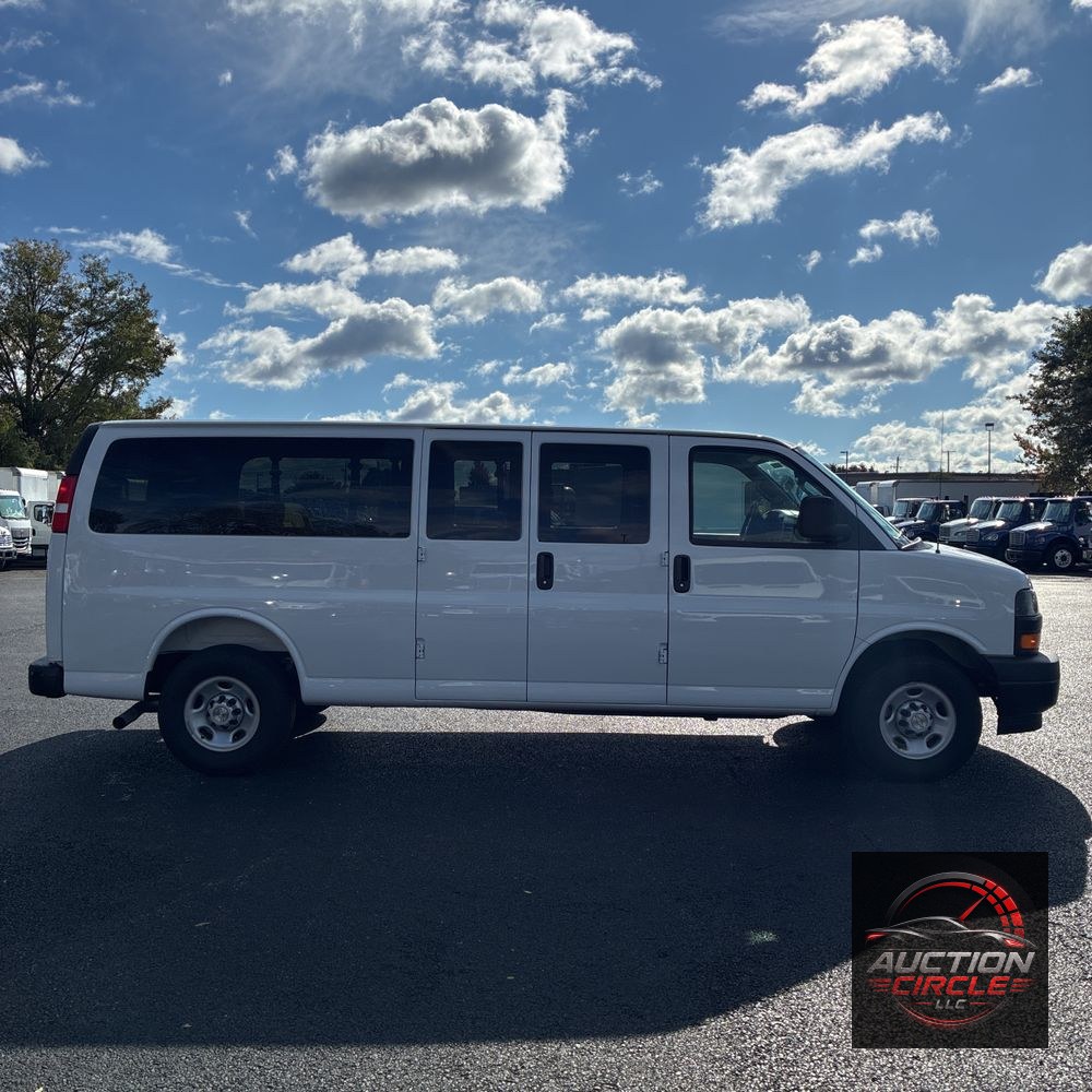 2025 Chevrolet Express LS 3500