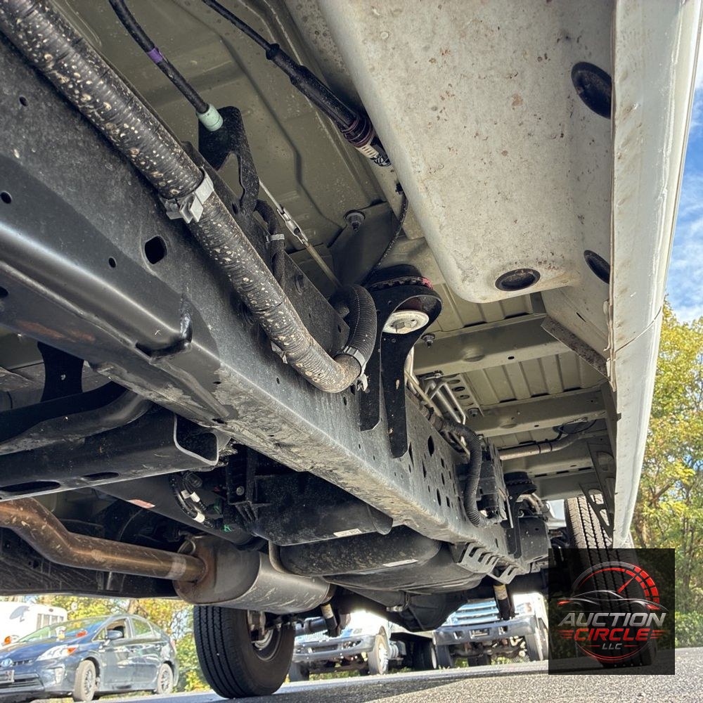 2025 Chevrolet Express LS 3500