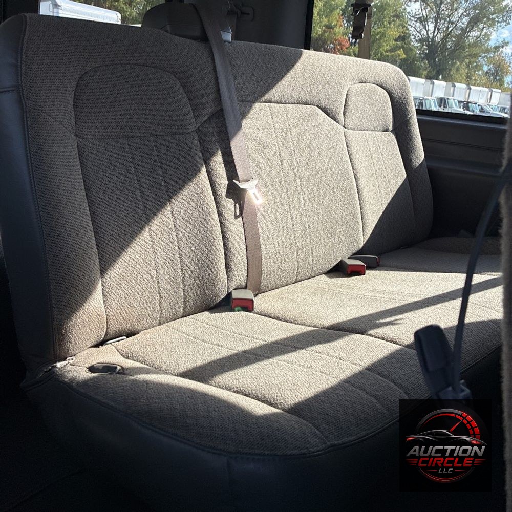 2025 Chevrolet Express LS 3500