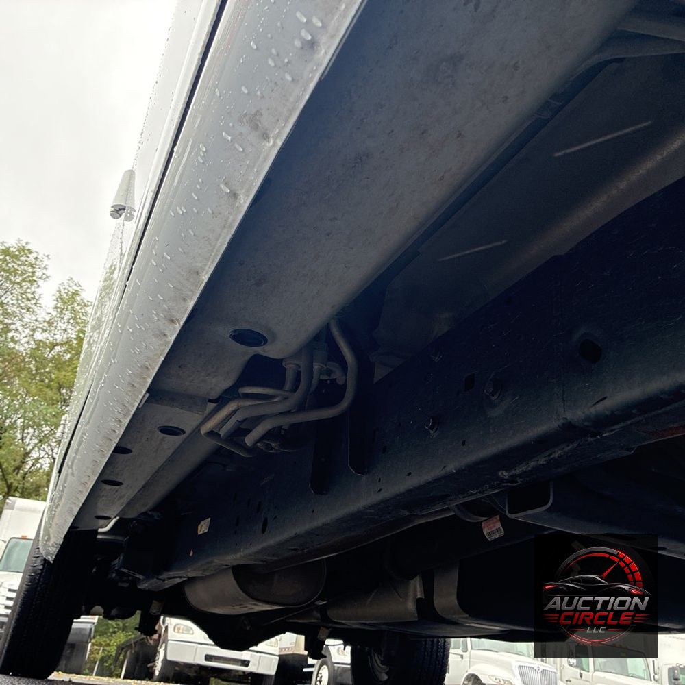 2025 Chevrolet Express LS 3500