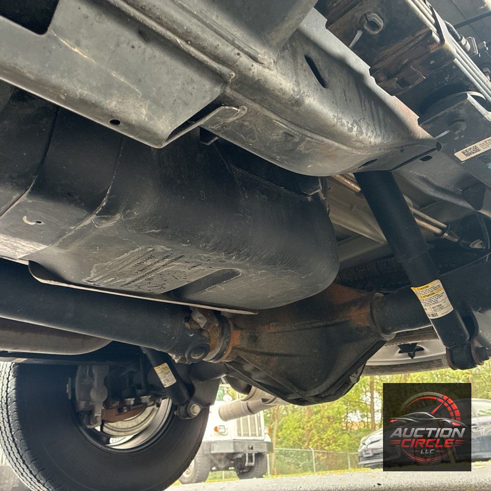 2025 Chevrolet Express LS 3500