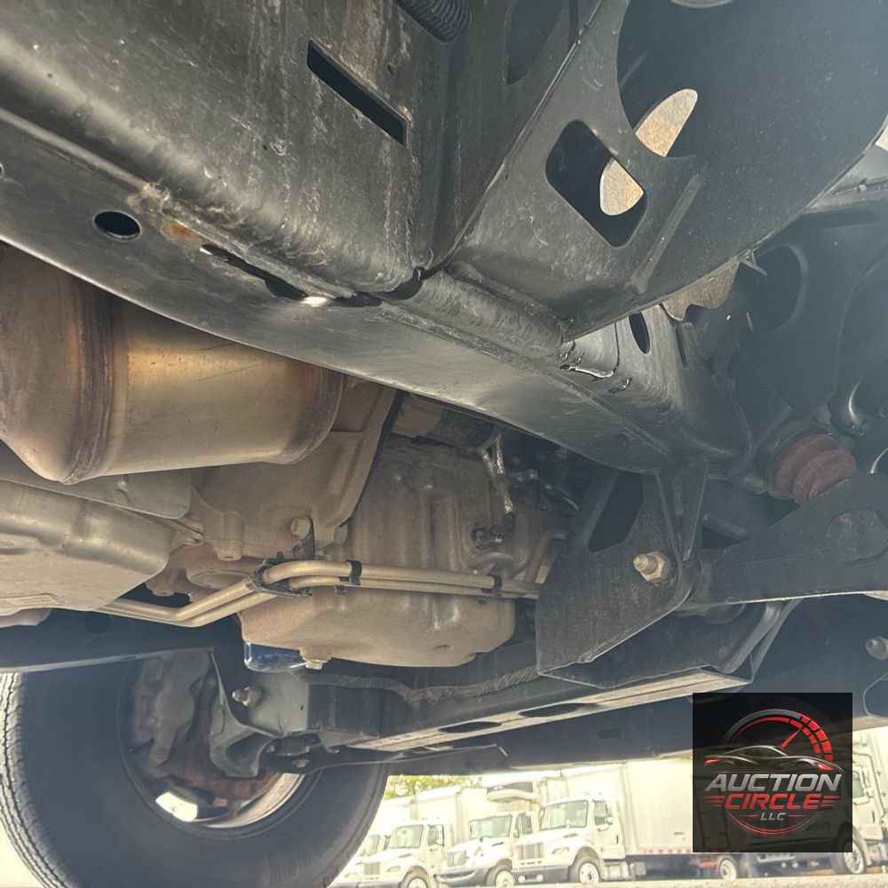 2025 Chevrolet Express LS 3500