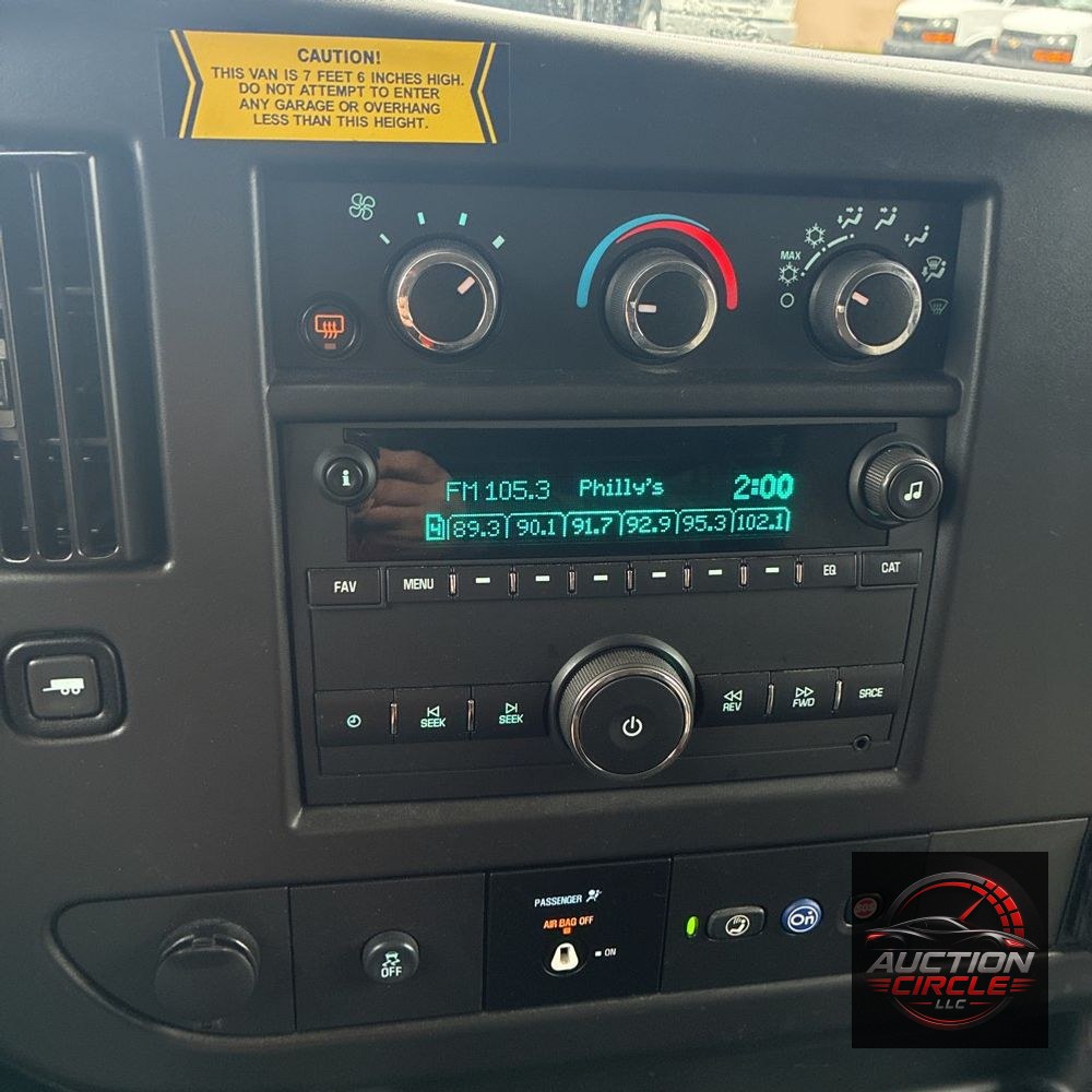 2025 Chevrolet Express LS 3500