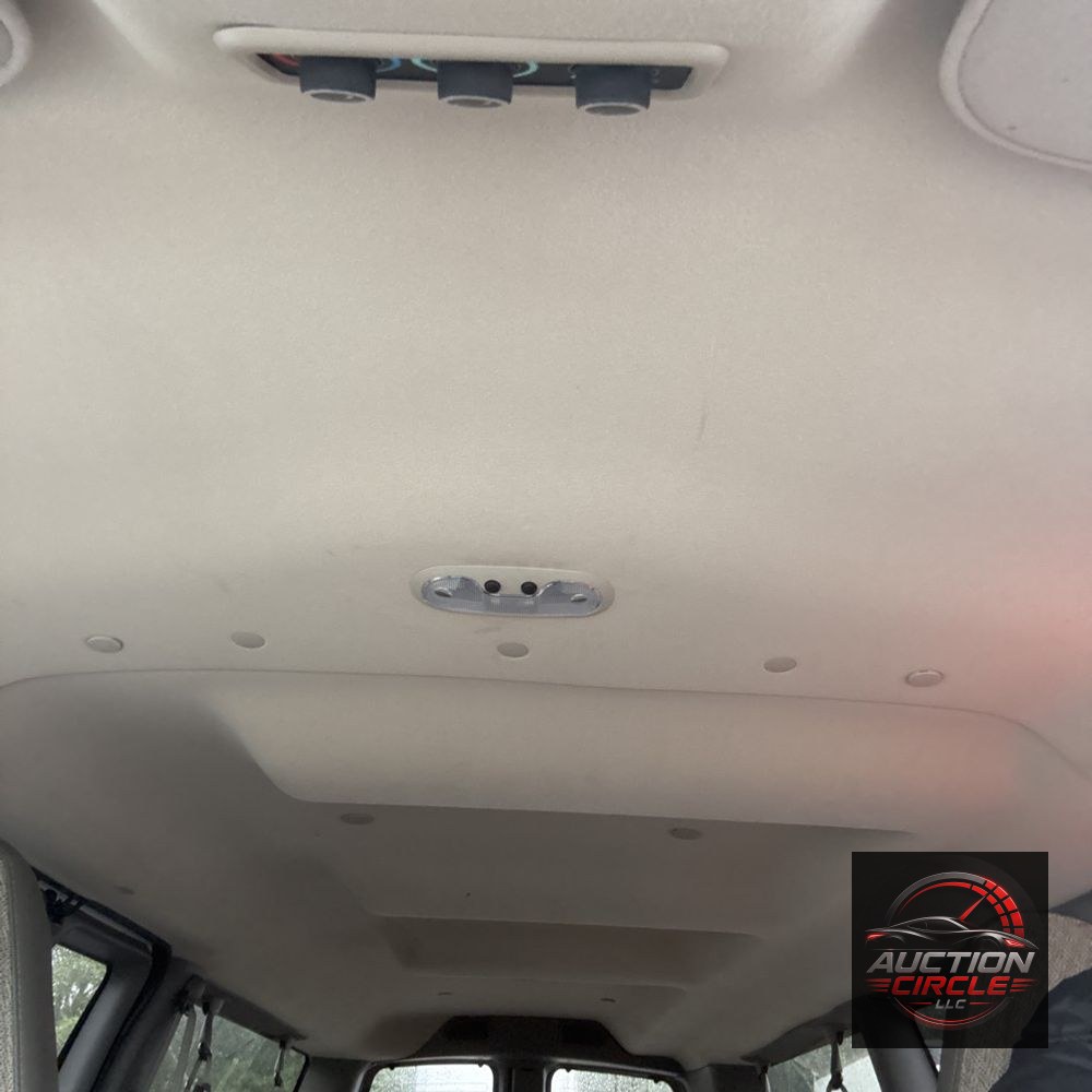 2025 Chevrolet Express LS 3500