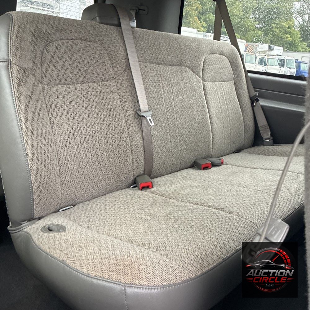 2025 Chevrolet Express LS 3500
