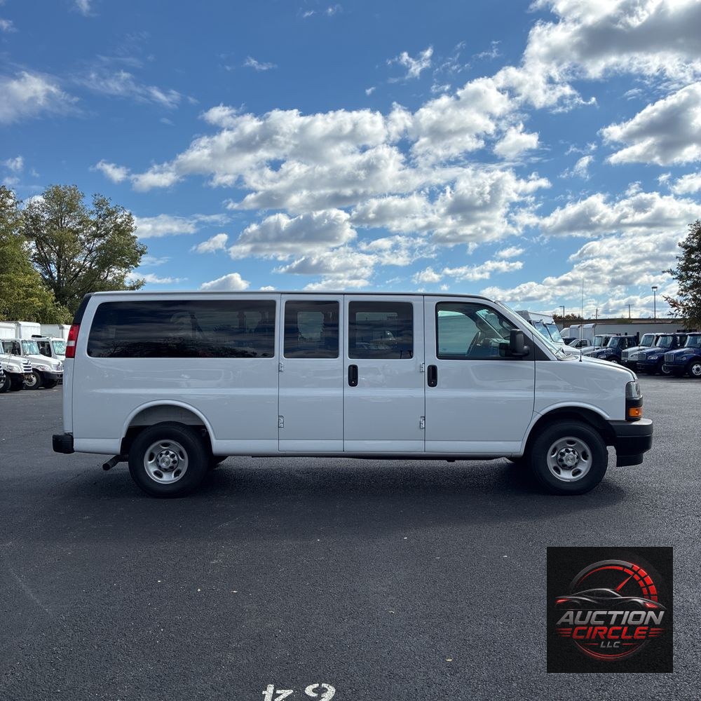 2025 Chevrolet Express LS 3500