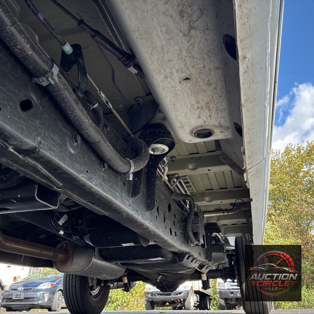 2025 Chevrolet Express LS 3500