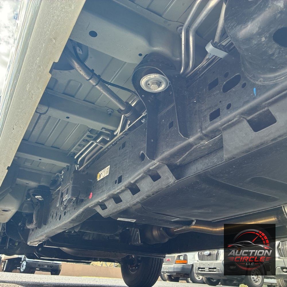 2025 Chevrolet Express LS 3500