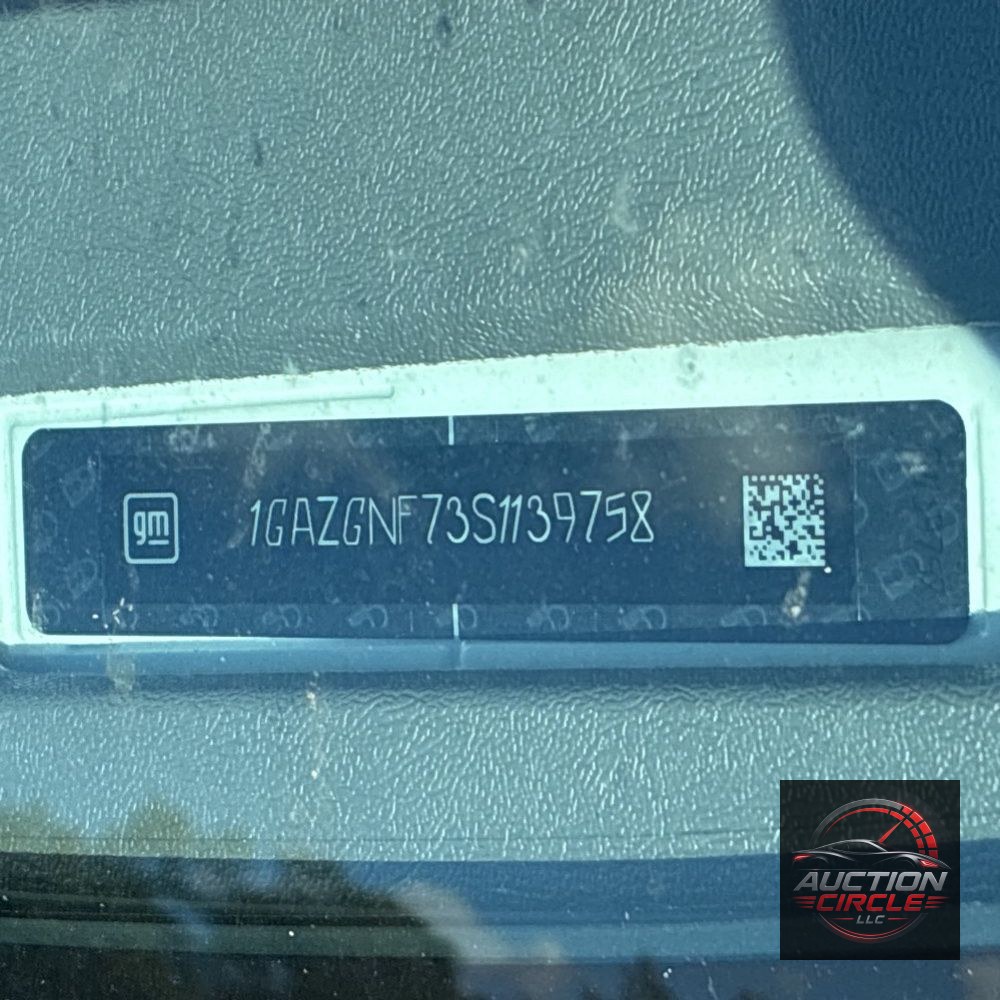 2025 Chevrolet Express LS 3500