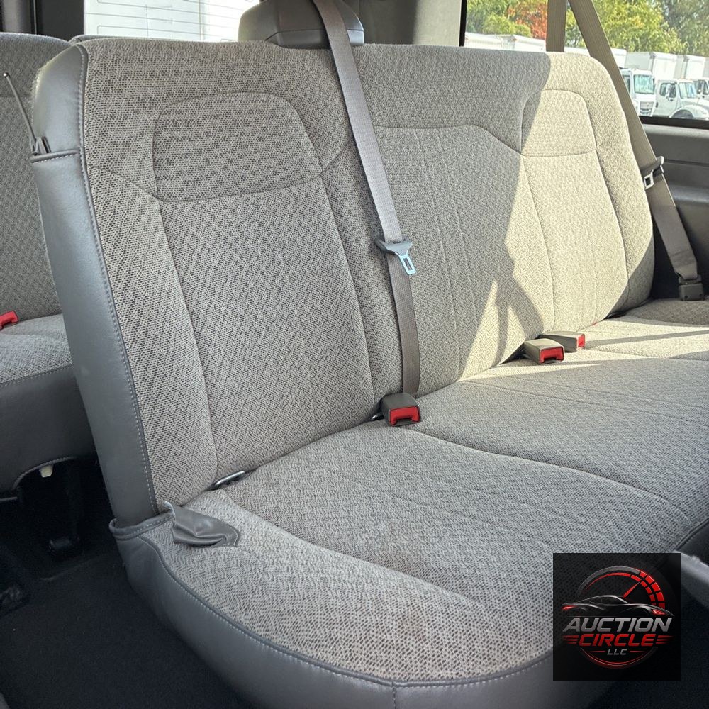 2025 Chevrolet Express LS 3500