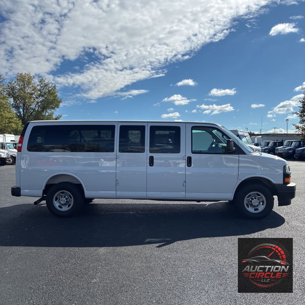 2025 Chevrolet Express LS 3500