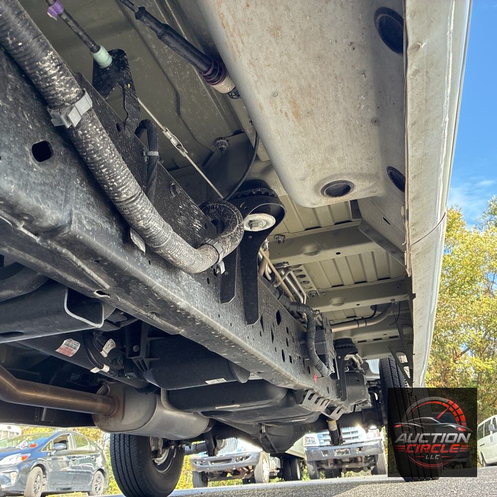 2025 Chevrolet Express LS 3500