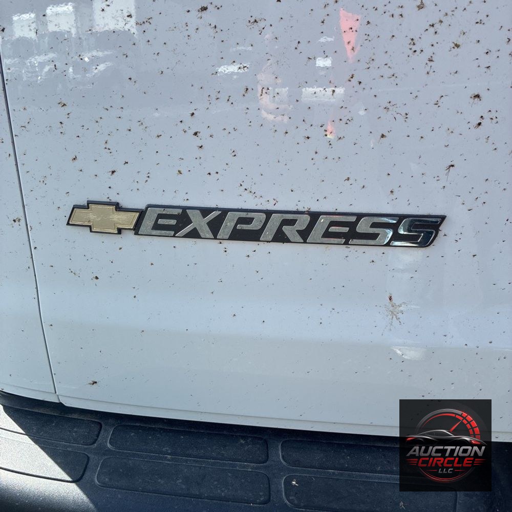 2025 Chevrolet Express LS 3500