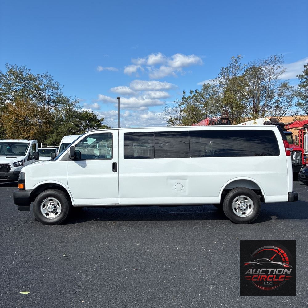 2025 Chevrolet Express LS 3500