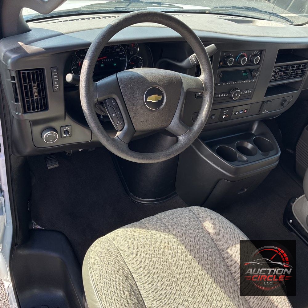 2025 Chevrolet Express LS 3500