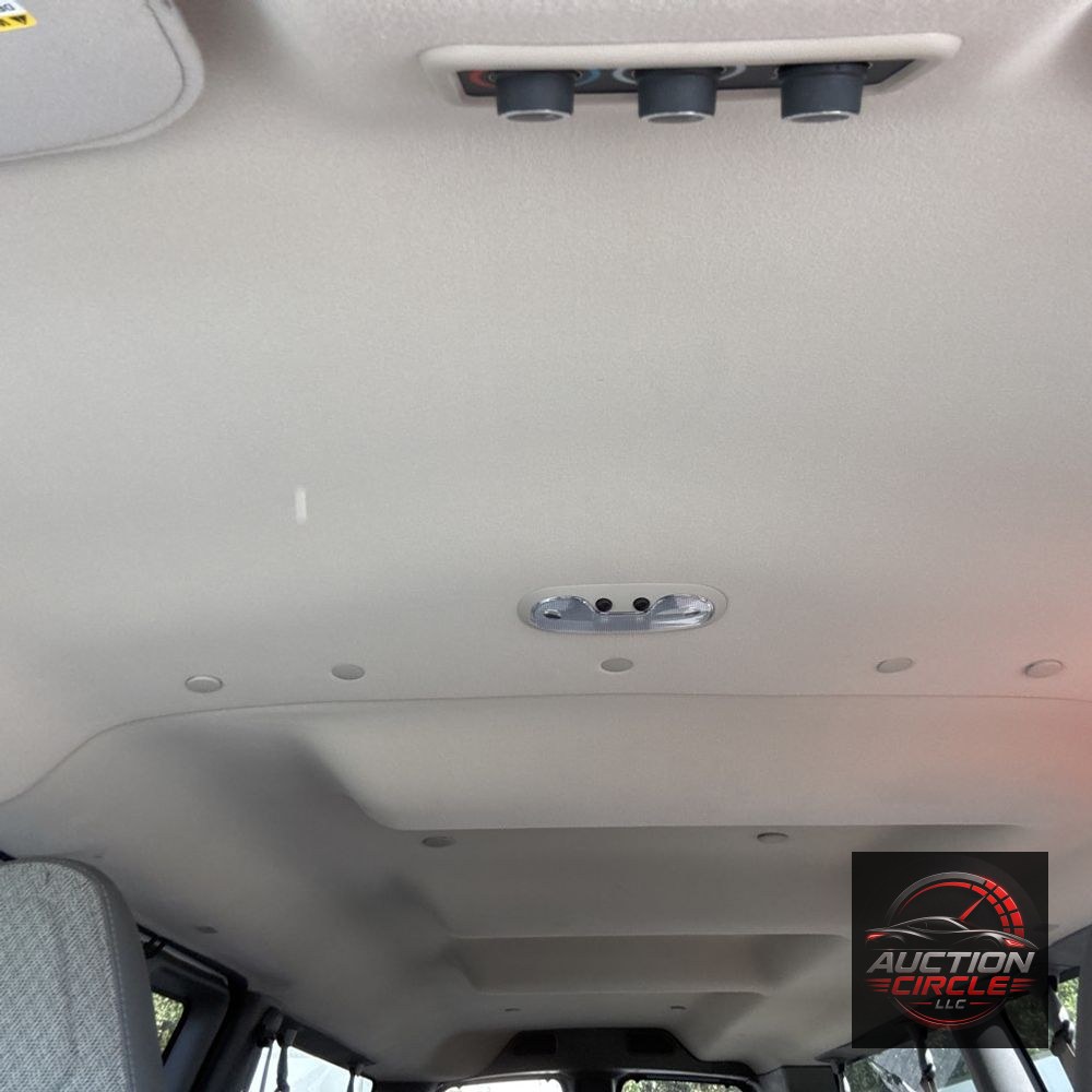 2025 Chevrolet Express LS 3500
