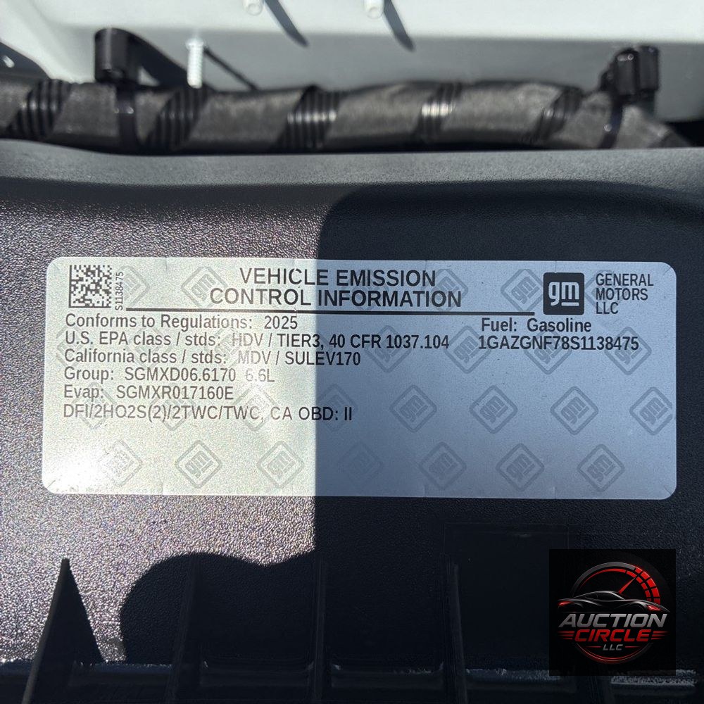 2025 Chevrolet Express LS 3500