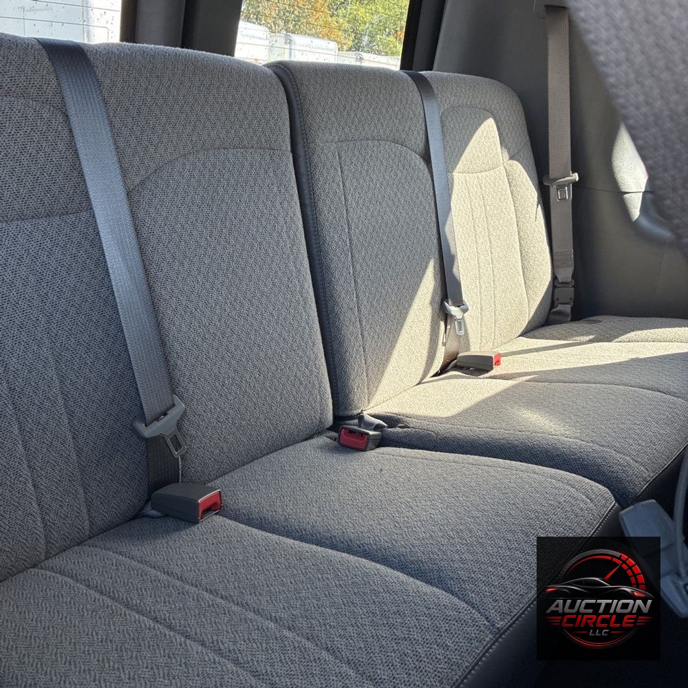 2025 Chevrolet Express LS 3500