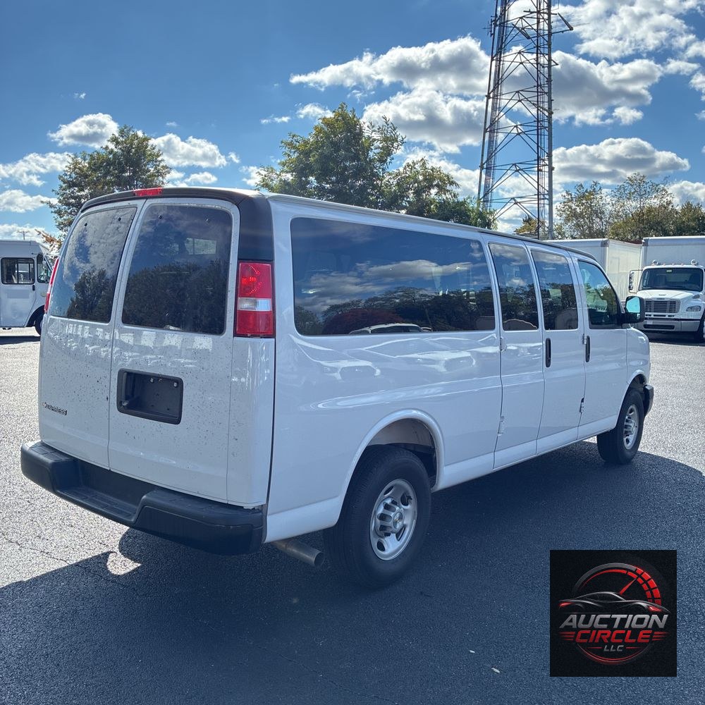 2025 Chevrolet Express LS 3500