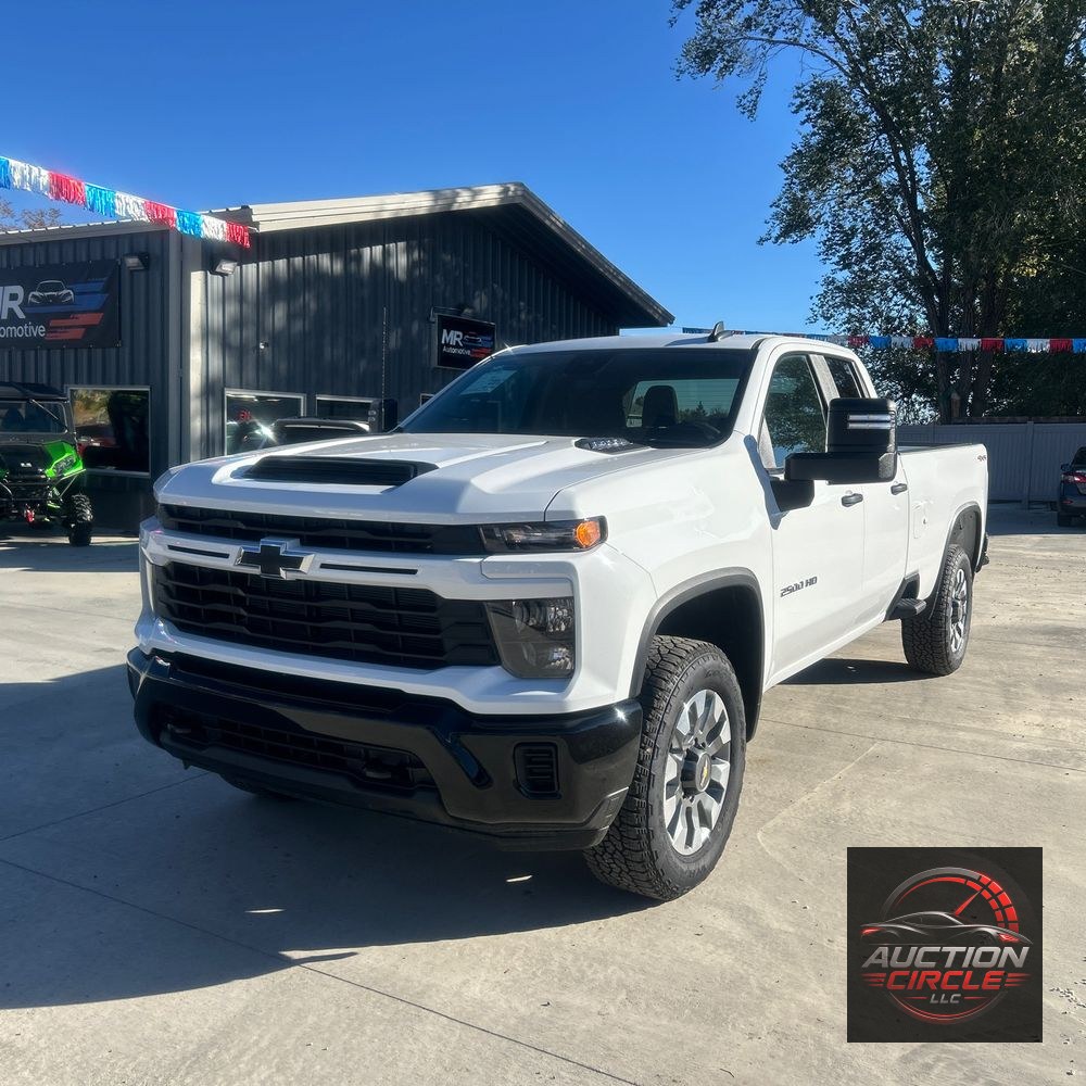 2024 Chevrolet Silverado 2500HD Custom