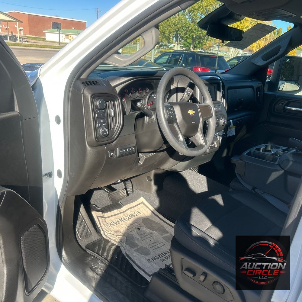 2024 Chevrolet Silverado 2500HD Custom