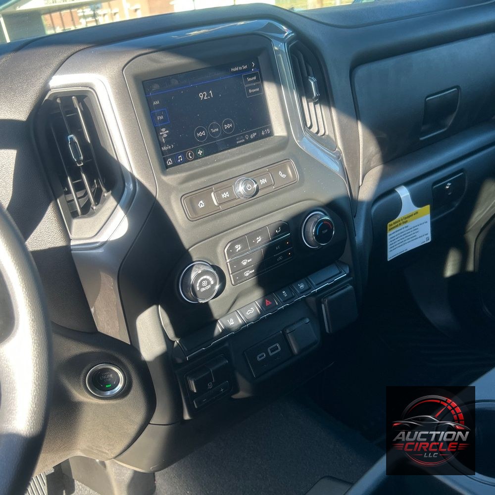 2024 Chevrolet Silverado 2500HD Custom