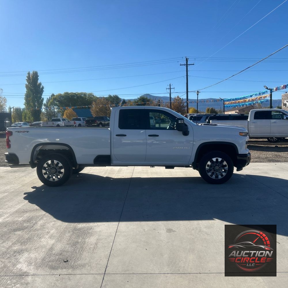 2024 Chevrolet Silverado 2500HD Custom