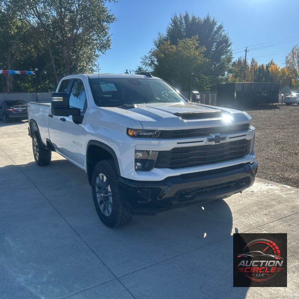 2024 Chevrolet Silverado 2500HD Custom