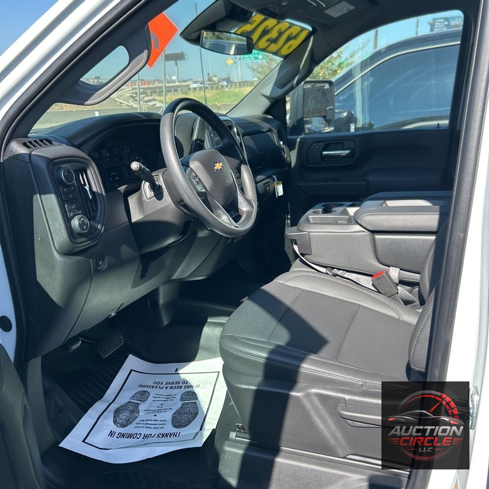 2025 Chevrolet Silverado 3500HD Work Truck