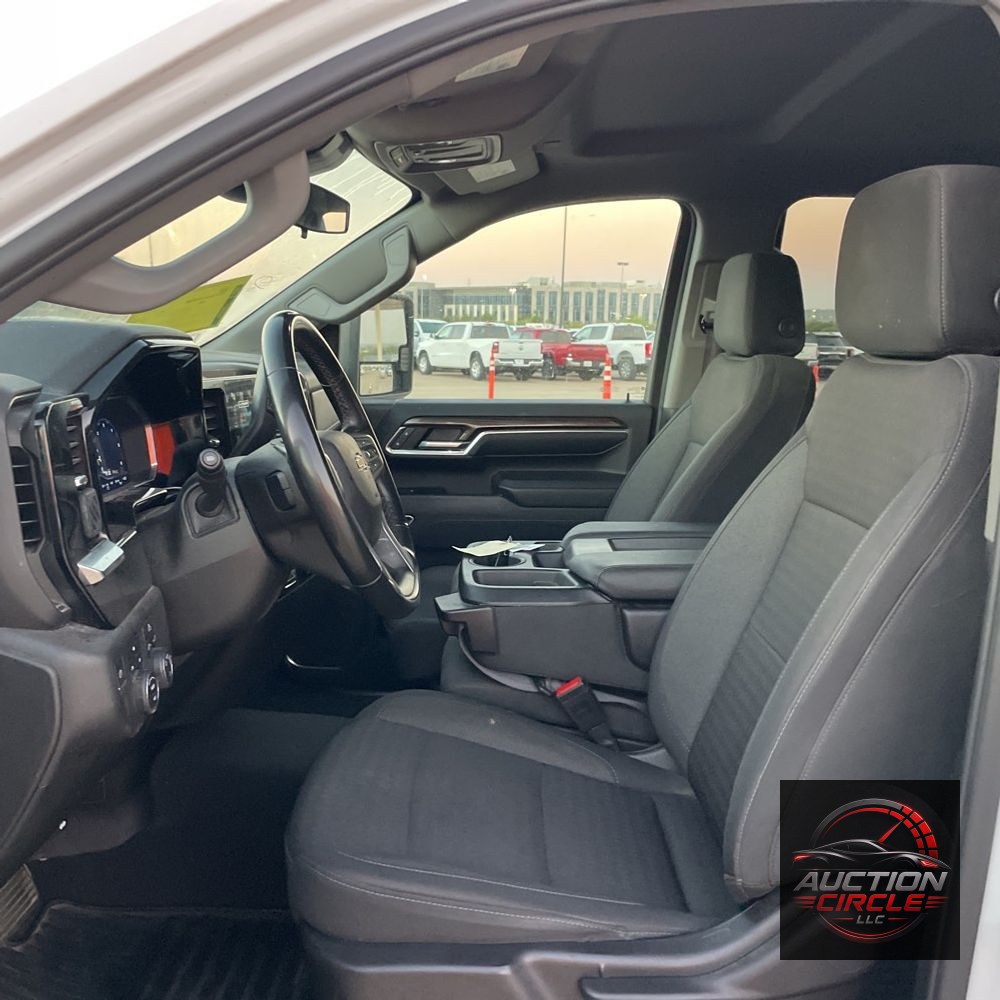 2024 Chevrolet Silverado 3500HD LT