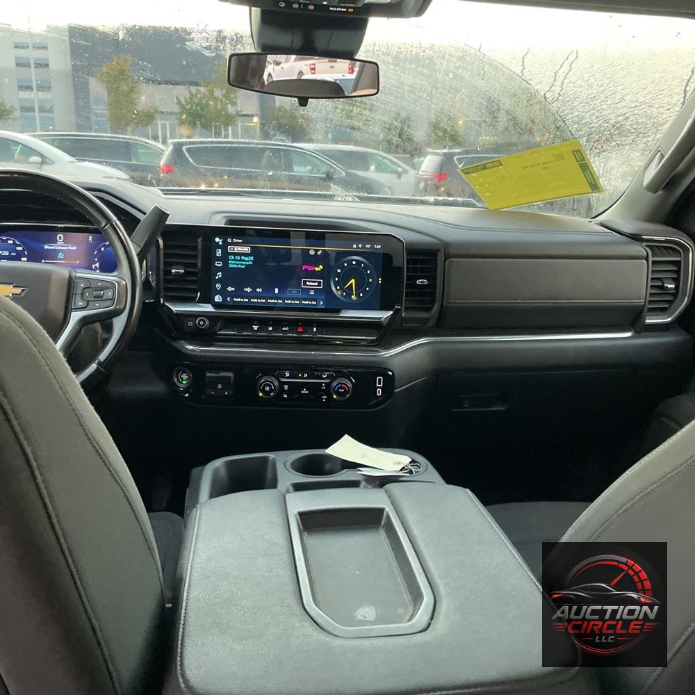 2024 Chevrolet Silverado 3500HD LT