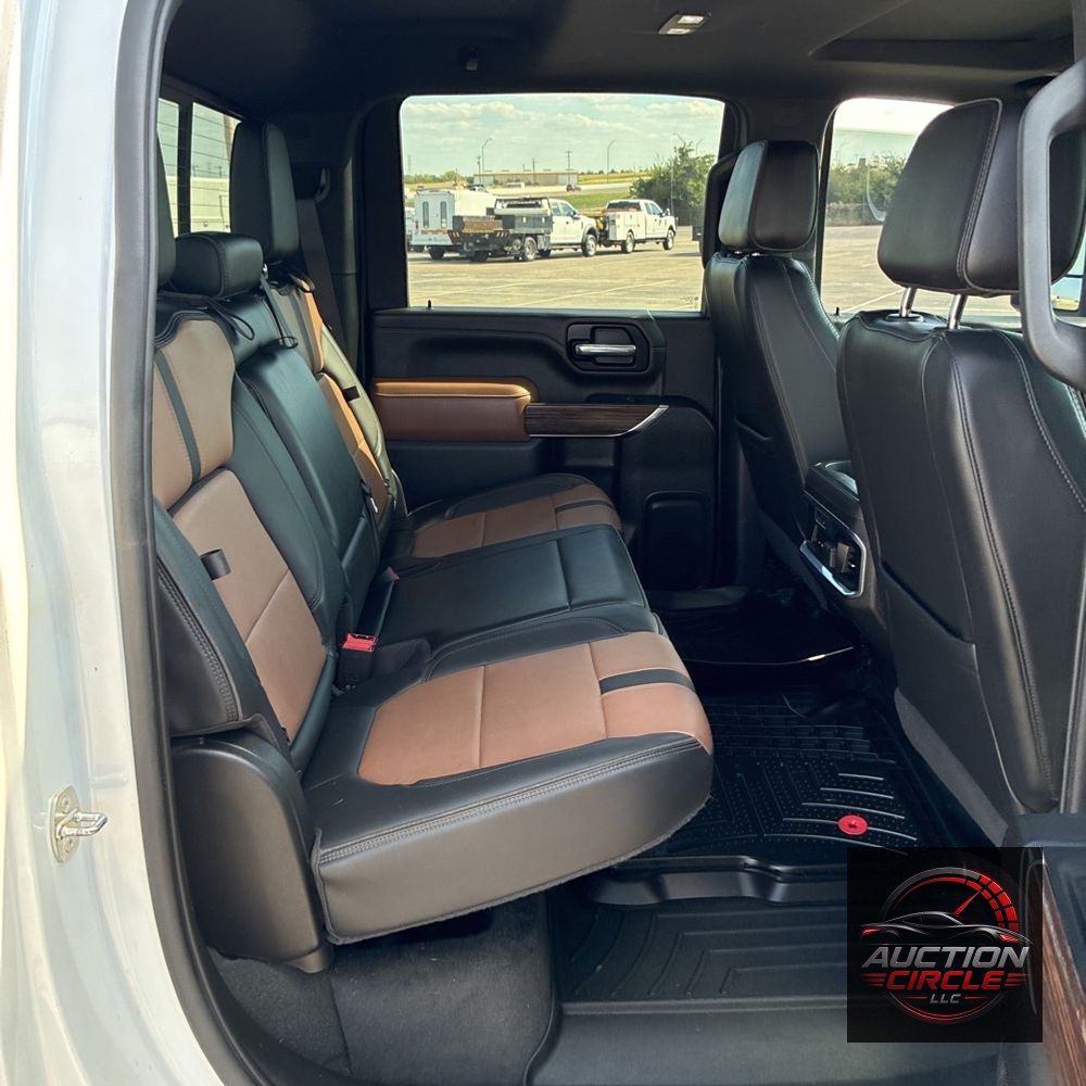 2023 Chevrolet Silverado 3500HD High Country