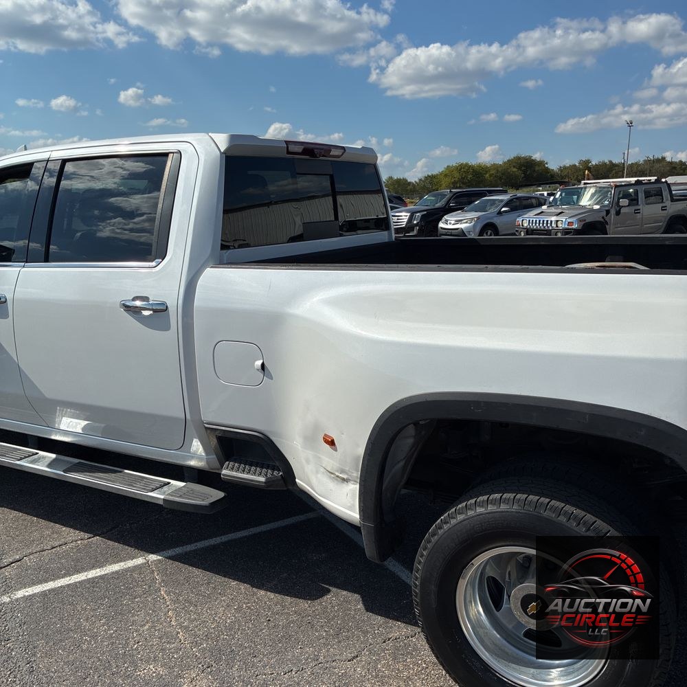 2023 Chevrolet Silverado 3500HD High Country