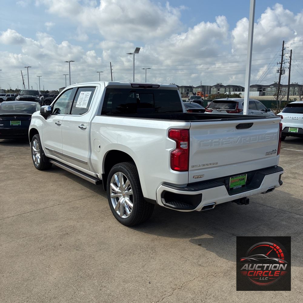 2022 Chevrolet Silverado 1500 High Country