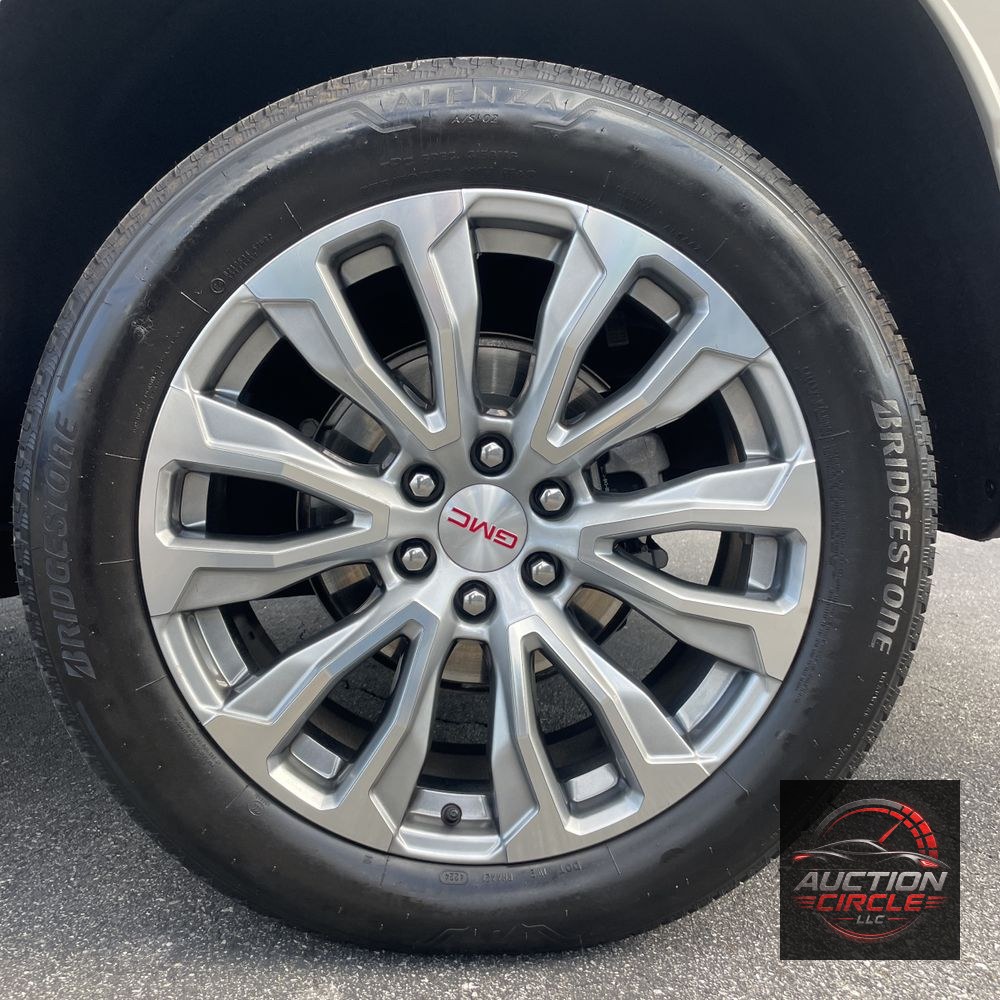 2022 GMC Yukon Denali