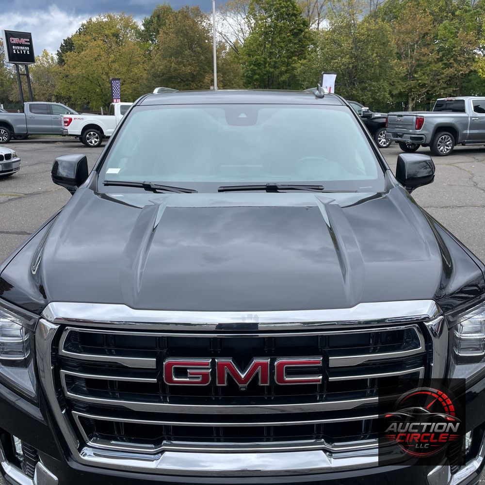 2024 GMC Yukon SLT