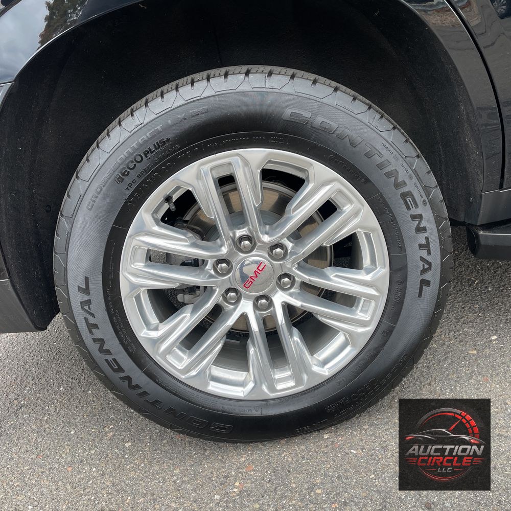 2024 GMC Yukon SLT