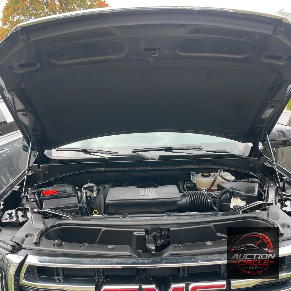 2024 GMC Yukon SLT