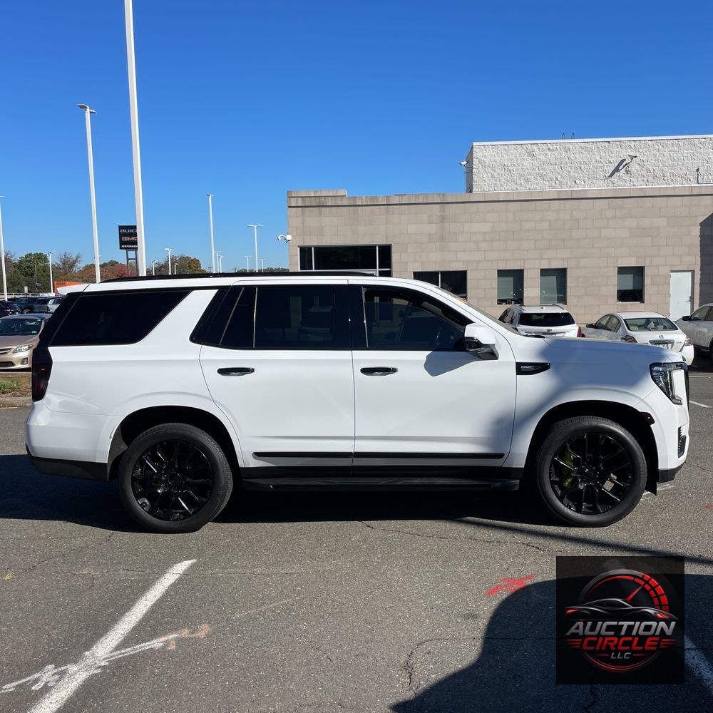 2022 GMC Yukon SLT
