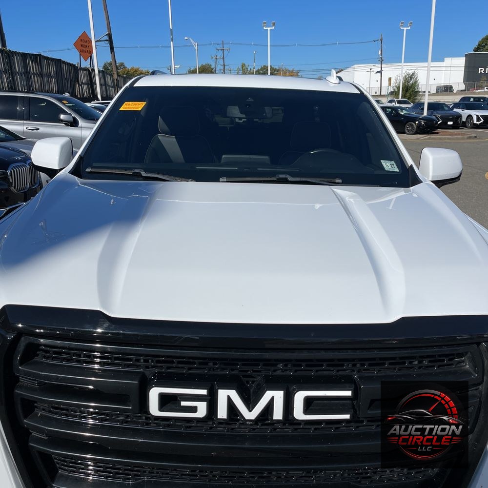 2022 GMC Yukon SLT