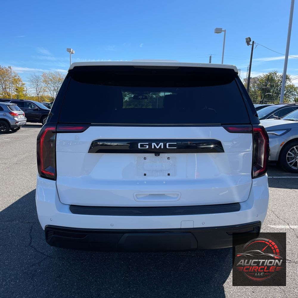 2022 GMC Yukon SLT