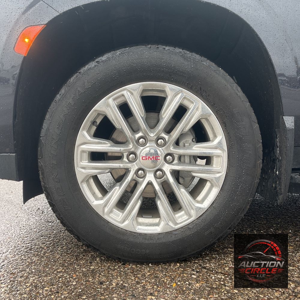 2024 GMC Yukon SLT
