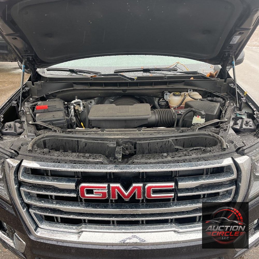 2024 GMC Yukon SLT