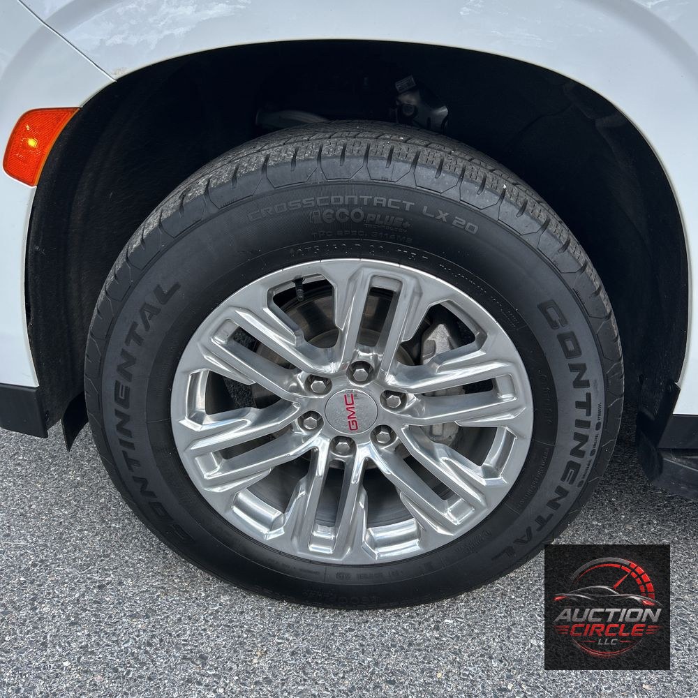 2024 GMC Yukon SLT